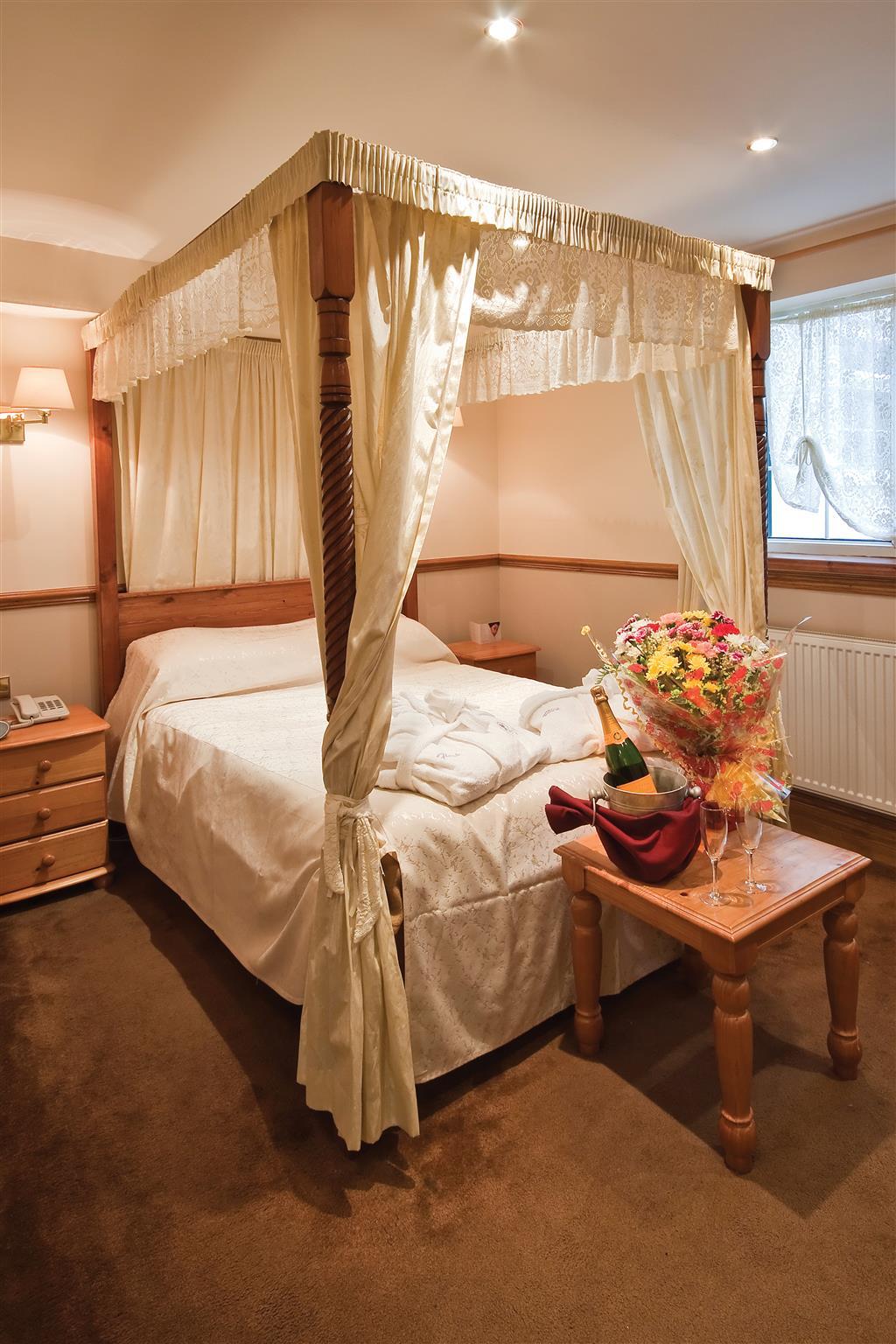 Bury Ramsbottom Old Mill Hotel And Leisure Club Екстериор снимка
